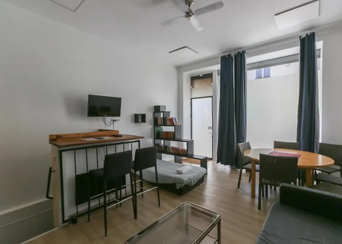 Apartamento Comfortable 49 M In The Heart Of