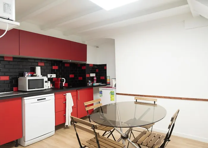 Comfortable 49 M In The Heart Of Apartamento